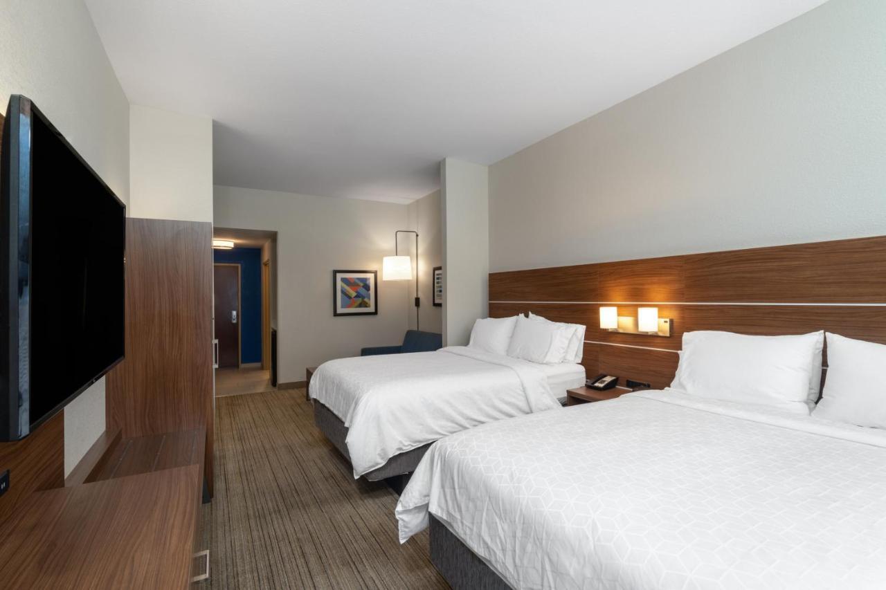 Holiday Inn Express Hotel & Suites Talladega By Ihg Exteriör bild