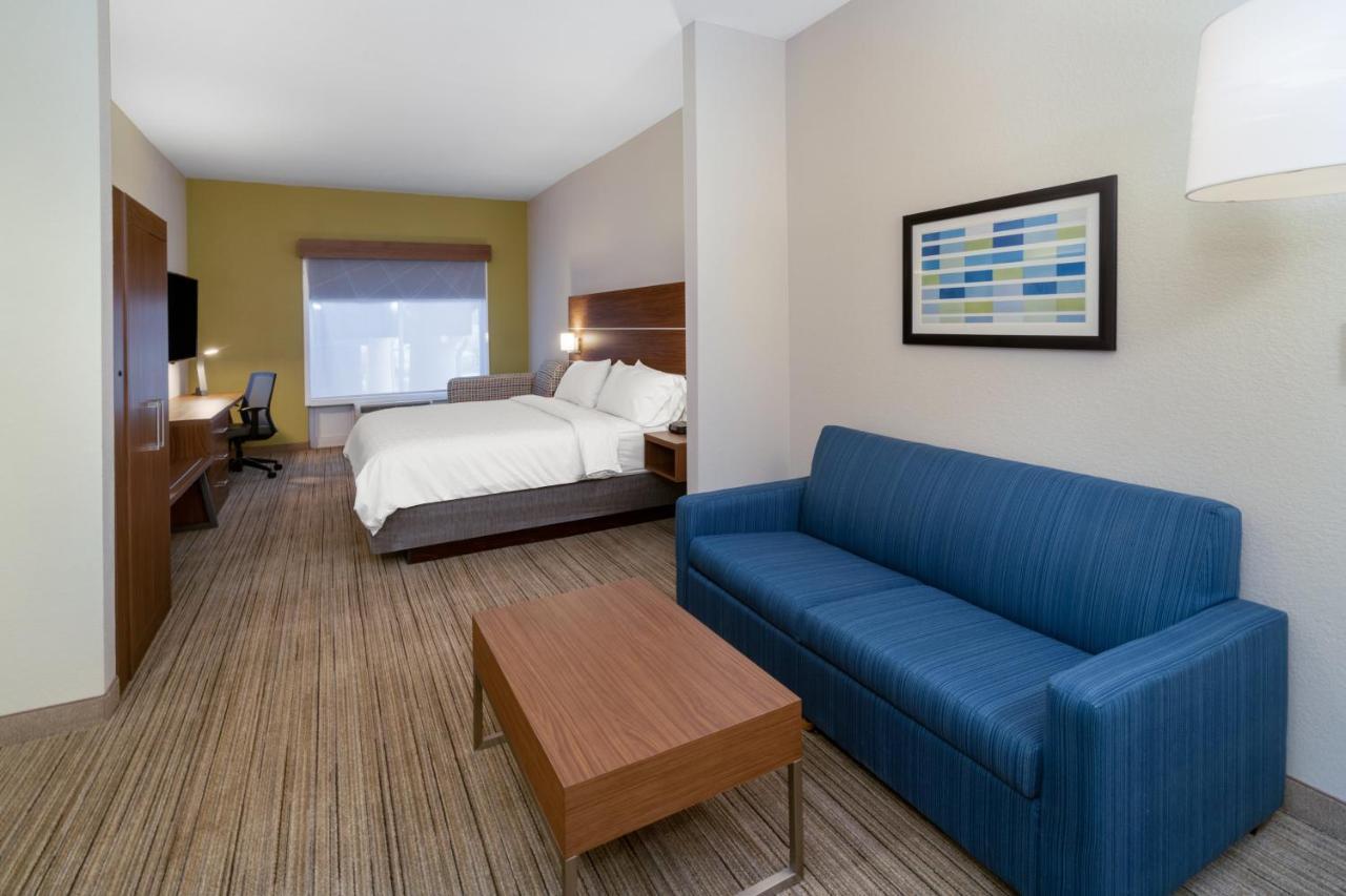 Holiday Inn Express Hotel & Suites Talladega By Ihg Exteriör bild