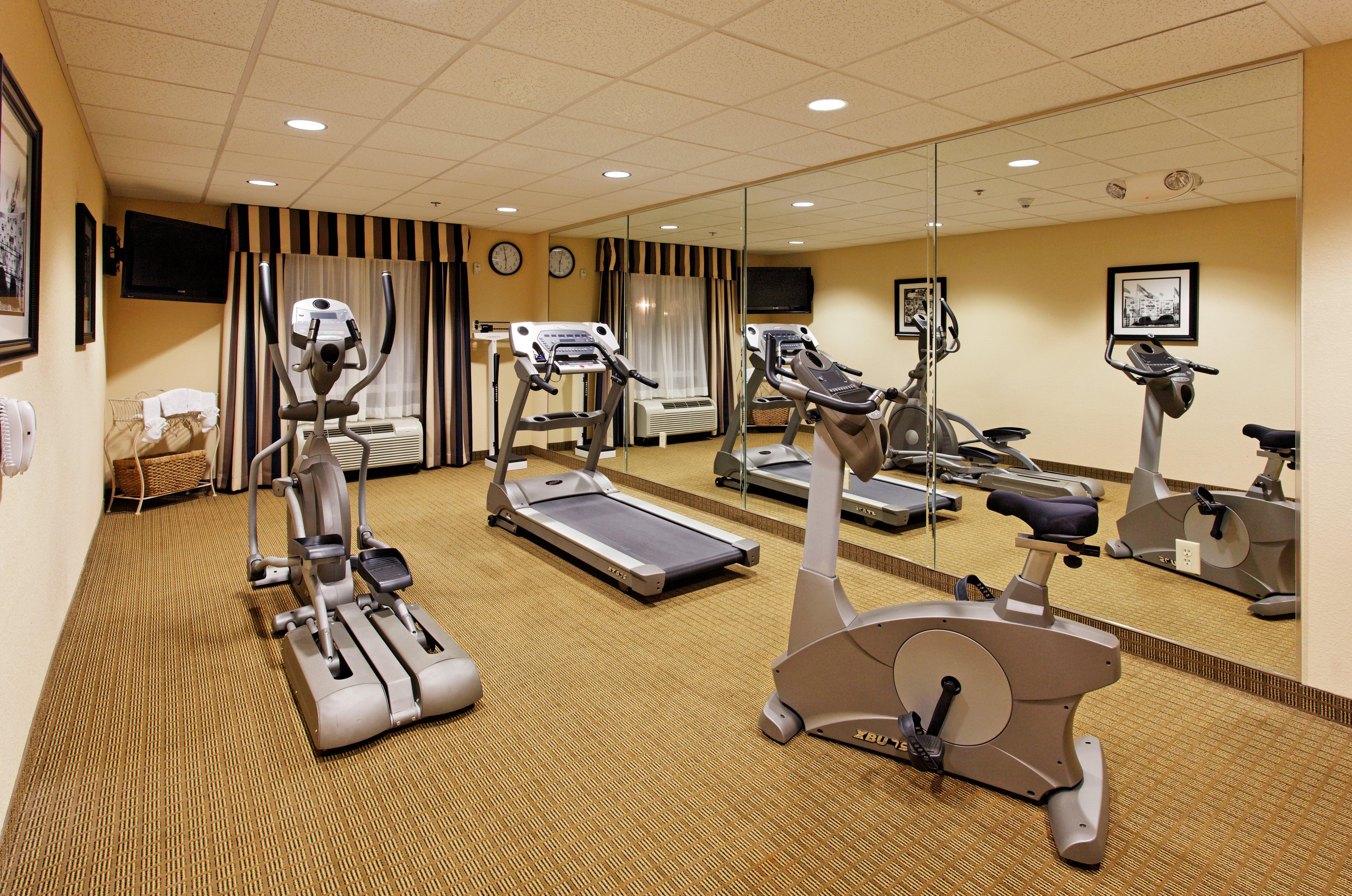 Holiday Inn Express Hotel & Suites Talladega By Ihg Exteriör bild