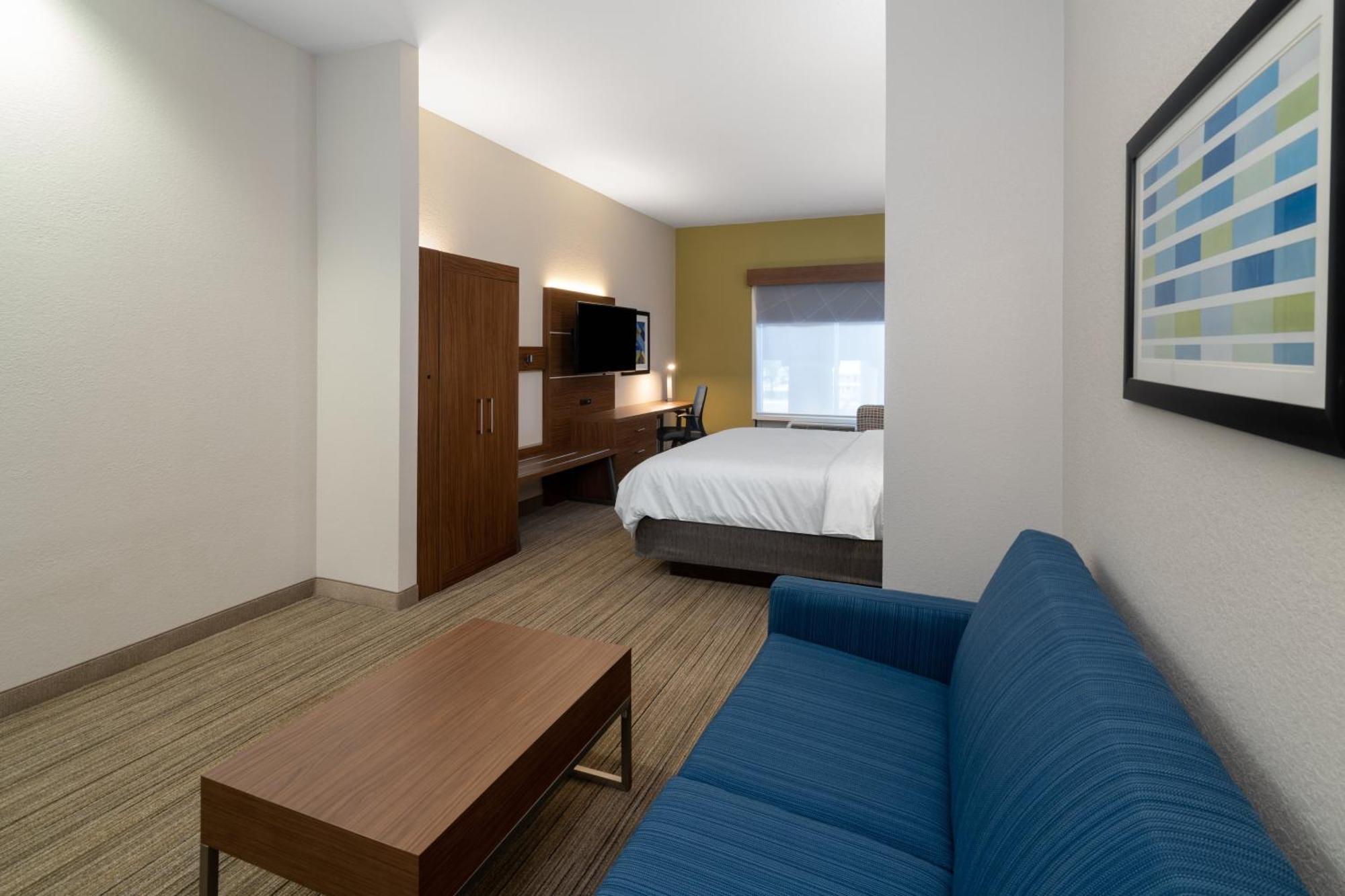 Holiday Inn Express Hotel & Suites Talladega By Ihg Exteriör bild