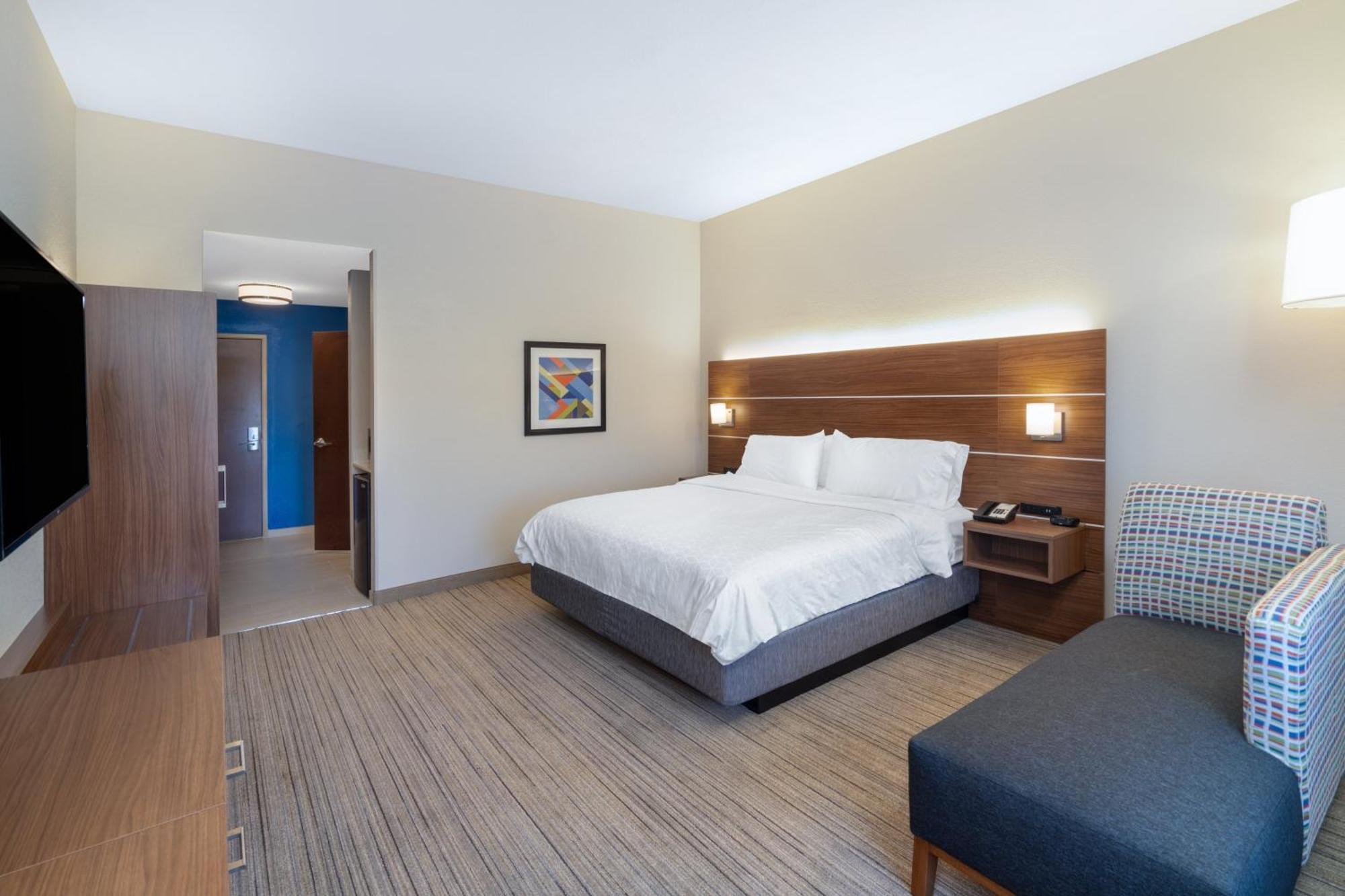Holiday Inn Express Hotel & Suites Talladega By Ihg Exteriör bild