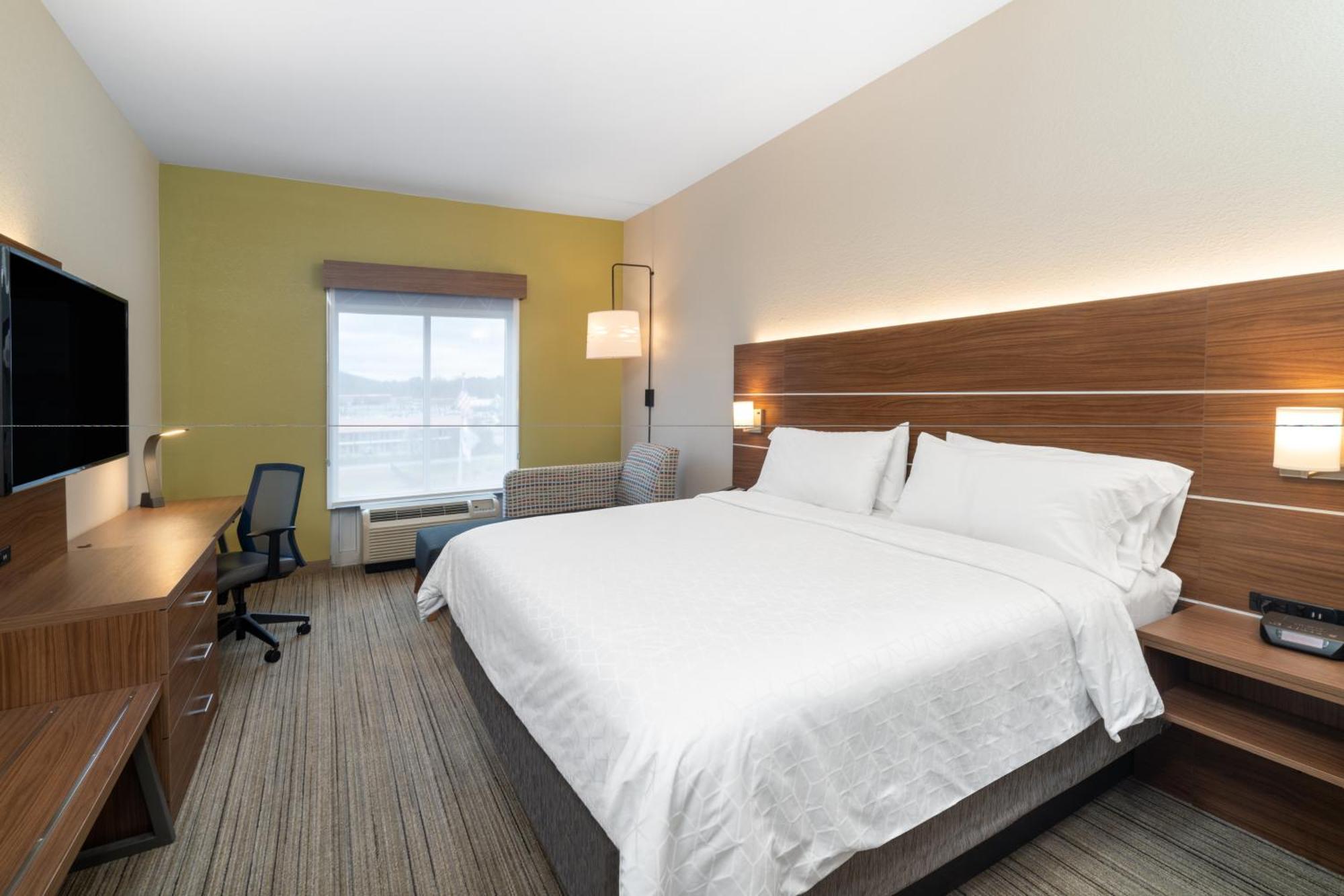 Holiday Inn Express Hotel & Suites Talladega By Ihg Rum bild